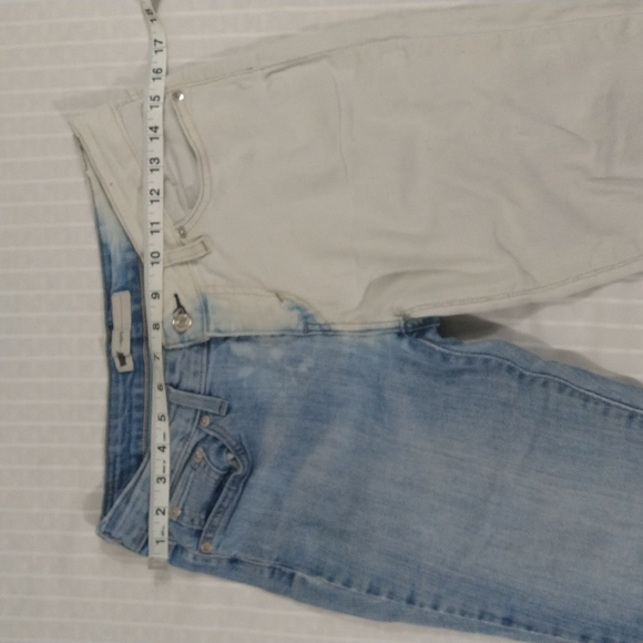 Levis Women Jean Leggings - Picture 3 of 10